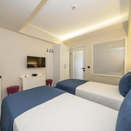 Ece Marina Suites เฟทิเย ภายนอก รูปภาพ
