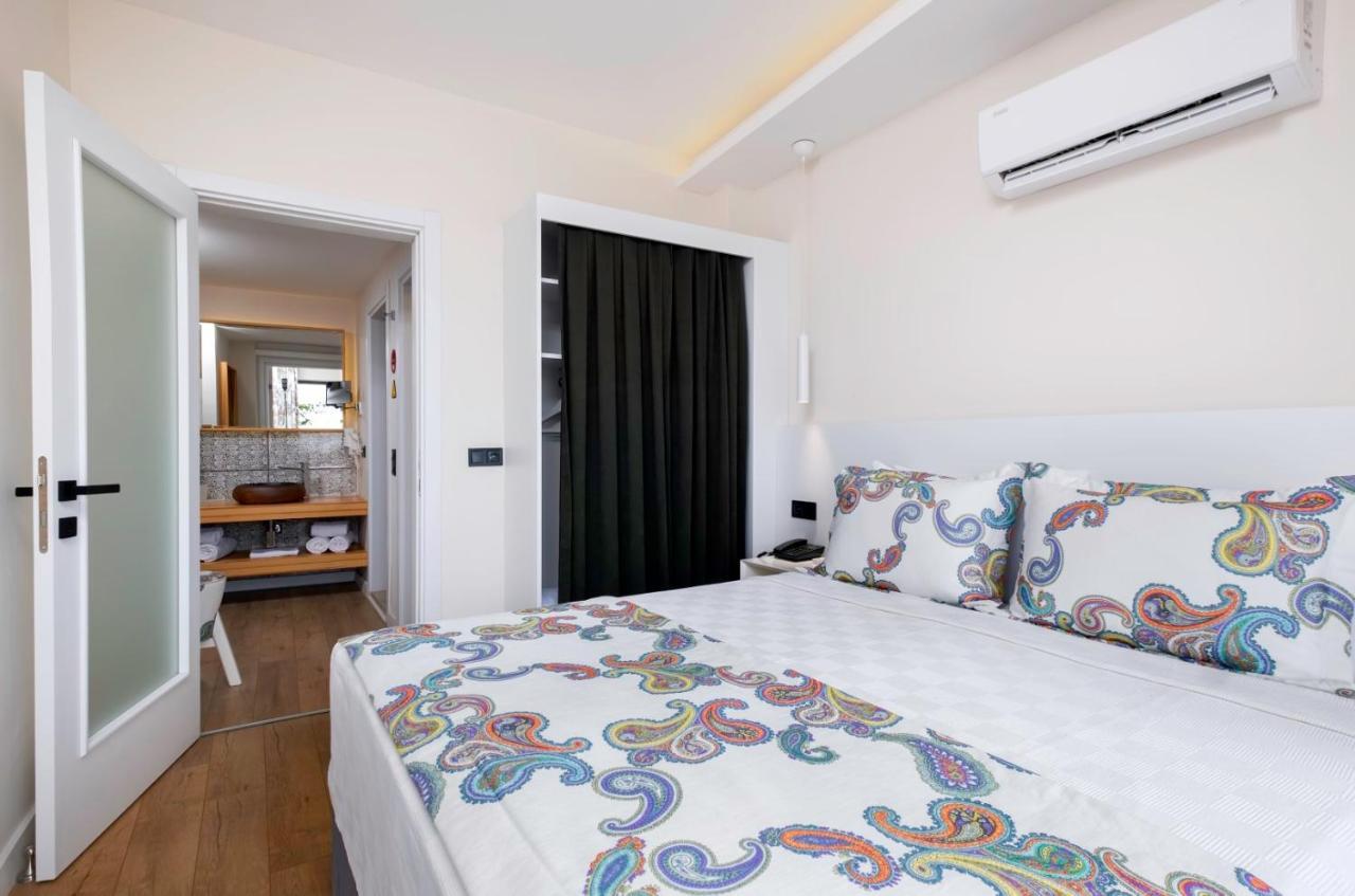 Ece Marina Suites เฟทิเย ภายนอก รูปภาพ