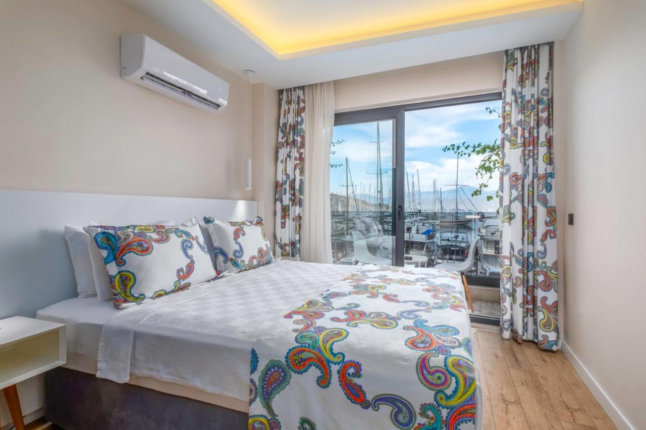 Ece Marina Suites เฟทิเย ภายนอก รูปภาพ