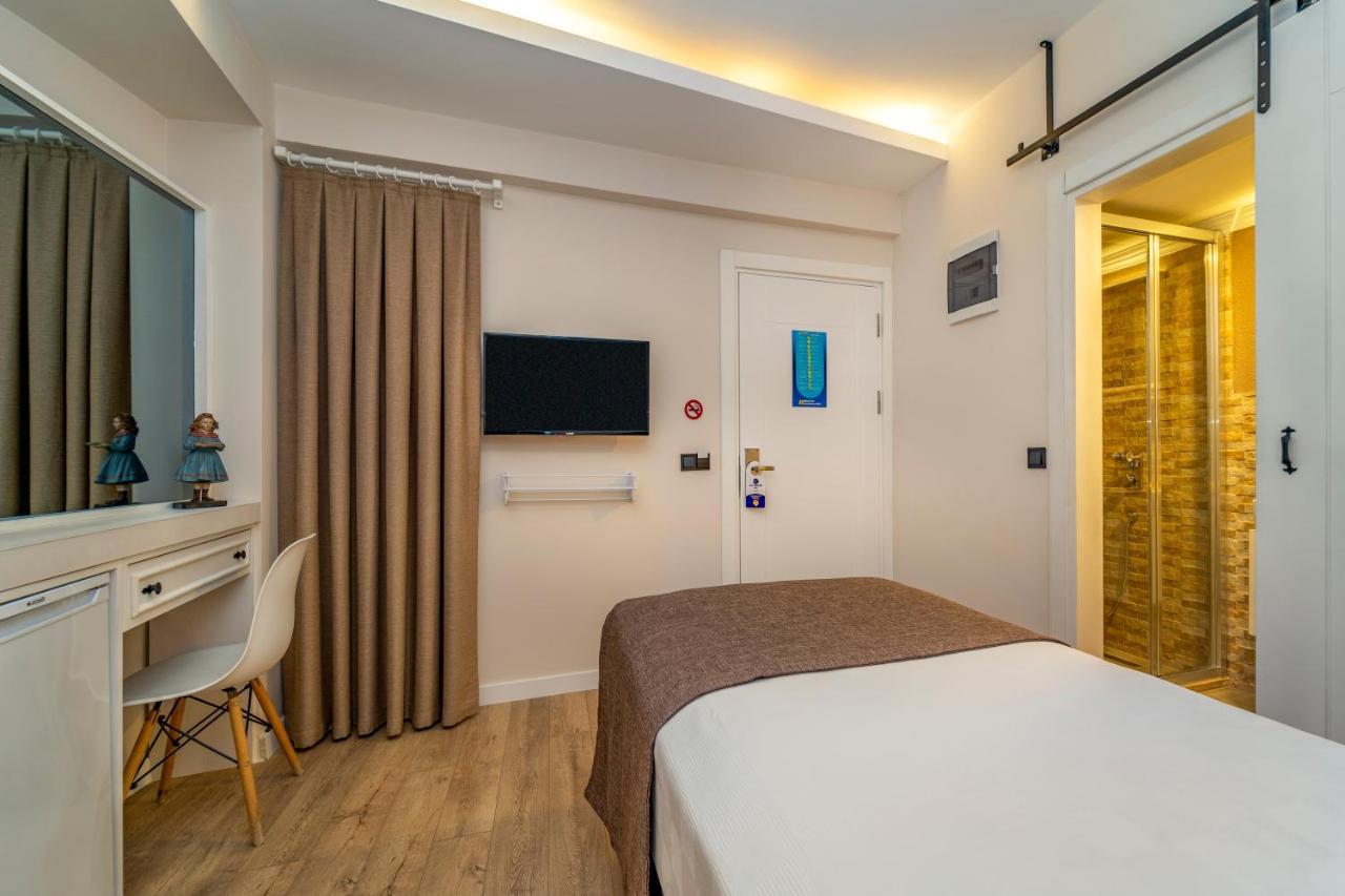 Ece Marina Suites เฟทิเย ภายนอก รูปภาพ