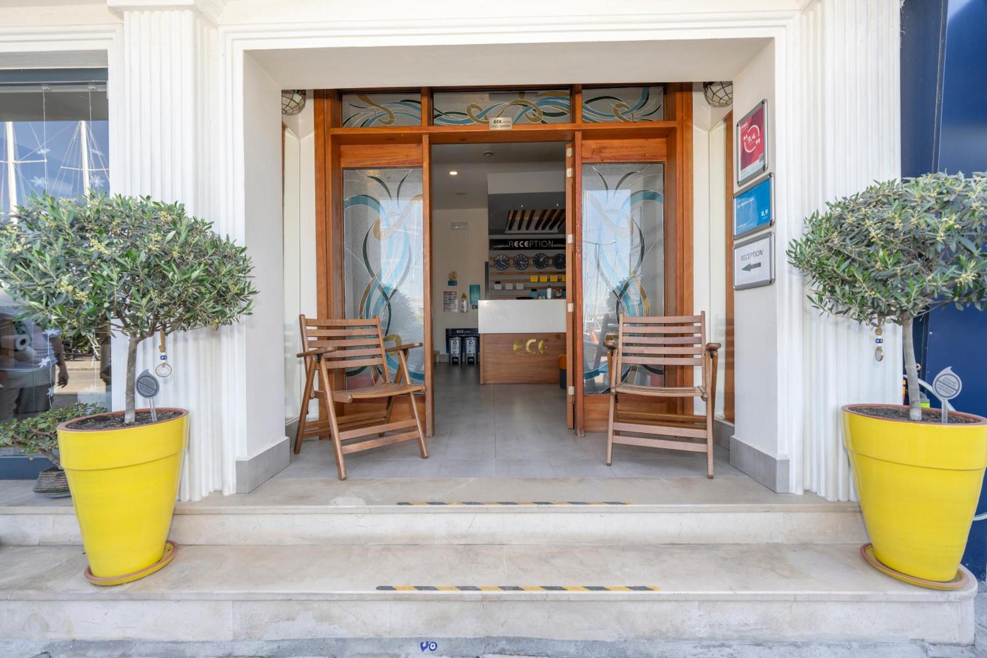 Ece Marina Suites เฟทิเย ภายนอก รูปภาพ