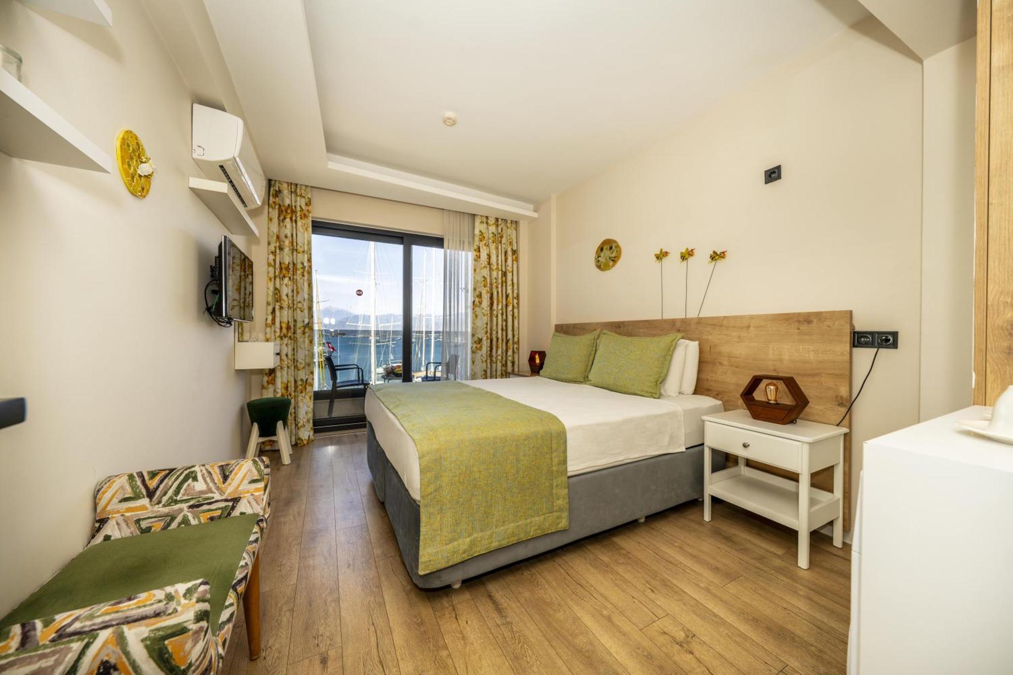Ece Marina Suites เฟทิเย ภายนอก รูปภาพ